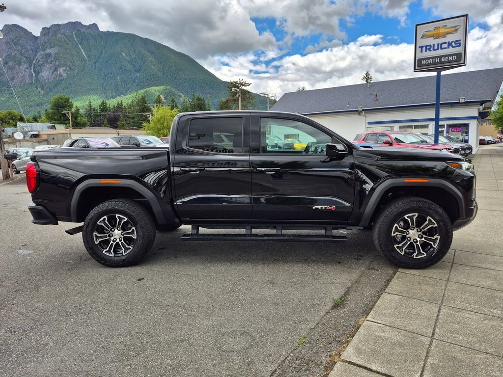 Used 2023 GMC Canyon AT4 AWD/4WD image 4