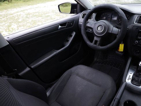 Used 2014 Volkswagen Jetta S FWD image 21
