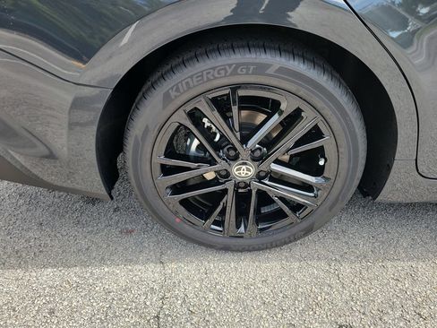 New 2026 Toyota Camry SE FWD image 30