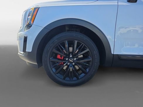 Used 2022 Kia Telluride SX FWD image 14