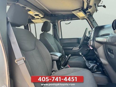 Used 2016 Jeep Wrangler Unlimited Sport AWD/4WD image 18