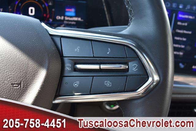 Used 2025 Chevrolet Suburban Z71 w/ Comfort Package AWD/4WD image 39