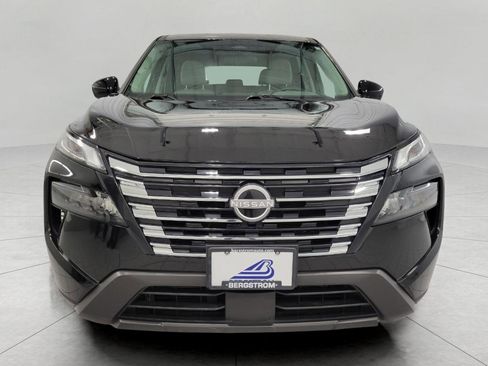 Used 2025 Nissan Rogue SV image 14