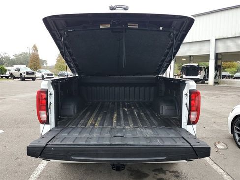 Used 2023 GMC Sierra 1500 Elevation image 10