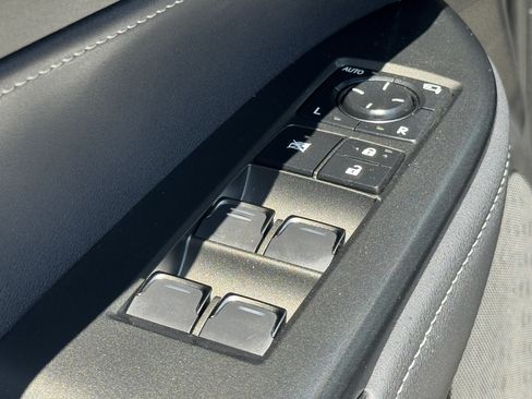Certified 2026 Lexus NX 350 AWD w/ Accessory Package (Z2) image 17