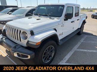 Used 2020 Jeep Gladiator Overland video 1