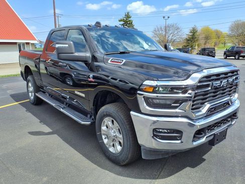 New 2025 RAM 2500 Big Horn image 3