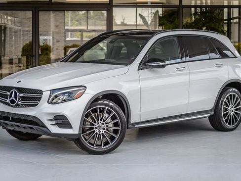 Used 2019 Mercedes-Benz GLC 300 image 2