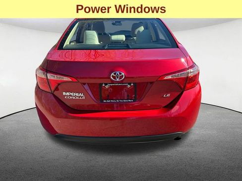 Used 2018 Toyota Corolla LE FWD image 9