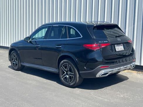 Used 2026 Mercedes-Benz GLC 300 image 4