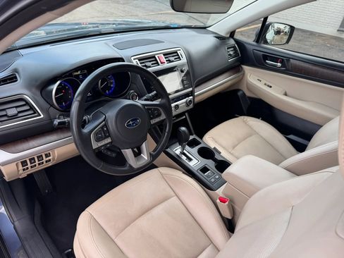 Used 2017 Subaru Outback 3.6R Limited AWD/4WD image 14