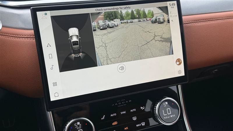 Used 2022 Jaguar XF R-Dynamic SE AWD/4WD image 28