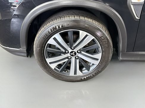 Used 2023 Mitsubishi Outlander Sport ES AWD/4WD image 37