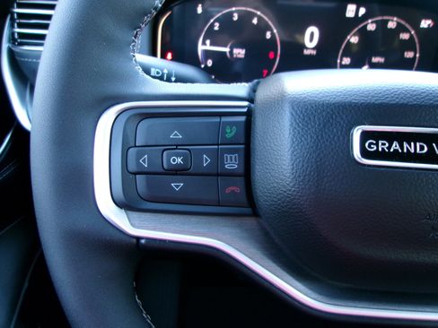 New 2026 Jeep Grand Wagoneer Limited image 11