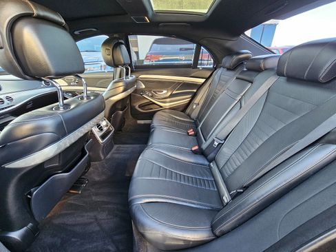 Used 2016 Mercedes-Benz S 550 Sedan image 21