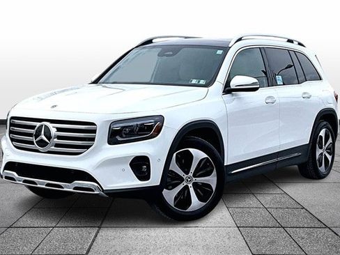 Certified 2025 Mercedes-Benz GLB 250 250 image 4