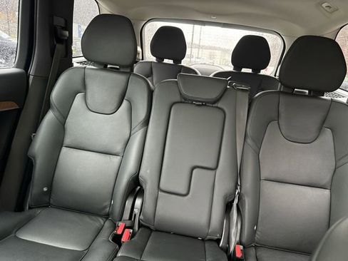 Used 2023 Volvo XC90 B6 Plus w/ Protection Package image 29