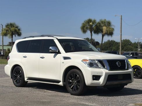 Used 2020 Nissan Armada Platinum w/ Captain's Chairs Package RWD image 8