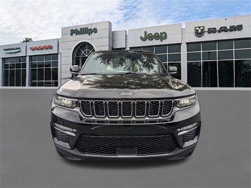 New 2025 Jeep Grand Cherokee Limited image 9