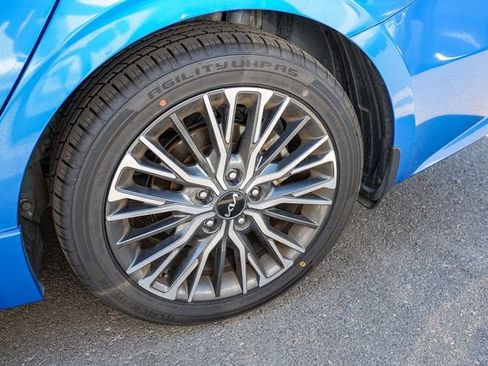Certified 2022 Kia Forte GT-Line w/ GT-Line Premium Package FWD image 9