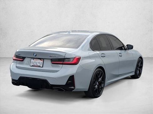 Certified 2025 BMW M340i xDrive w/ Premium Package AWD/4WD image 5