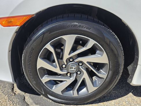Used 2016 Honda Civic EX image 39