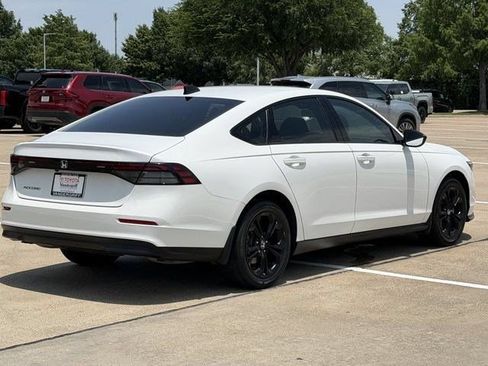 Used 2025 Honda Accord SE image 4