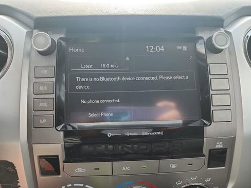 Used 2020 Toyota Tundra SR5 w/ SR5 Convenience Package image 23