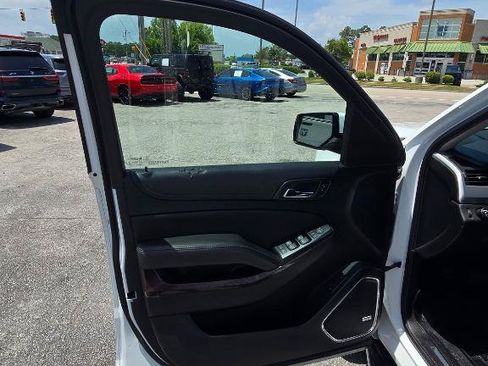 Used 2018 GMC Yukon SLT w/ Open Road Package AWD/4WD image 48