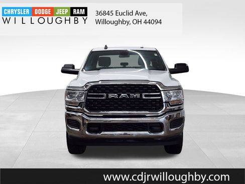 Used 2022 RAM 3500 Big Horn AWD/4WD image 2