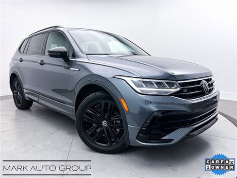Used 2022 Volkswagen Tiguan SE R-Line image 1