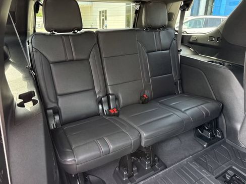 Used 2023 Chevrolet Tahoe RST w/ Luxury Package RWD image 36