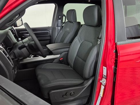 New 2026 RAM 1500 4x4 Crew Cab image 11