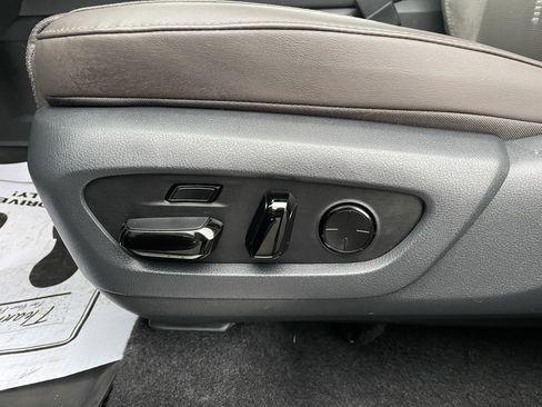 Used 2025 Lexus TX 350 AWD w/ Technology Package image 21