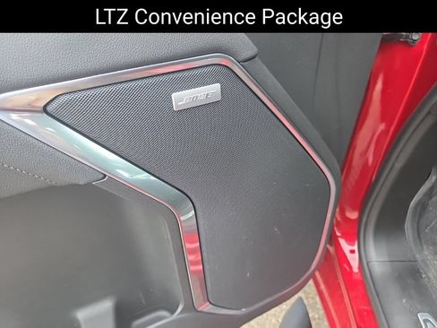 Used 2025 Chevrolet Silverado 2500 LTZ w/ LTZ Convenience Package AWD/4WD image 13
