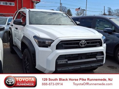 Used 2025 Toyota 4Runner SR5 image 1