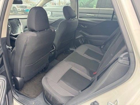 Used 2025 Subaru Outback Premium image 12