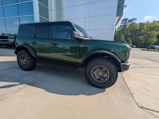 New 2025 Ford Bronco Badlands w/ Sasquatch Package video 4