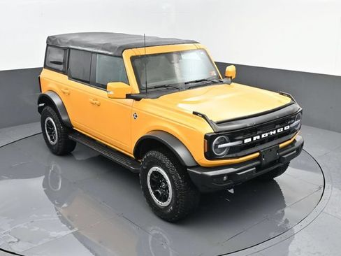 Used 2022 Ford Bronco Outer Banks w/ Sasquatch Package AWD/4WD image 20