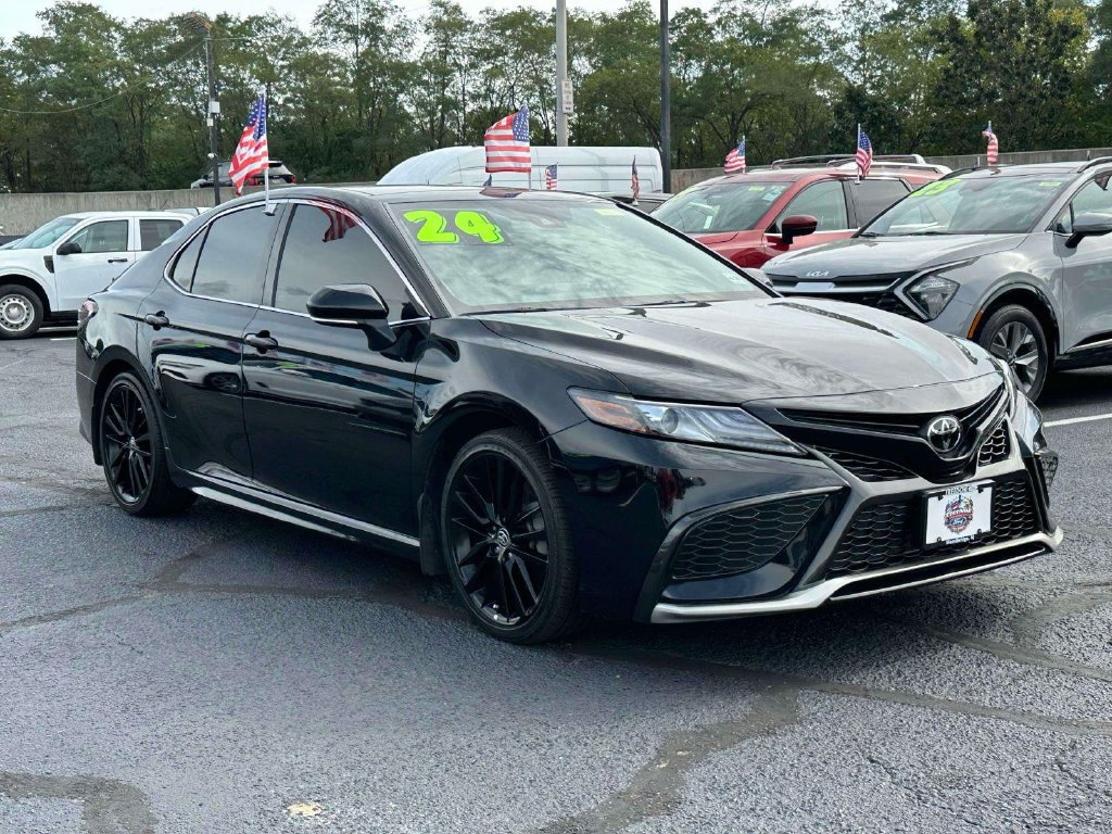 Used 2024 Toyota Camry XSE w/ Cold Weather Package FWD image 1