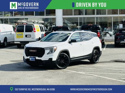 Used 2022 GMC Terrain SLT w/ Tech Package