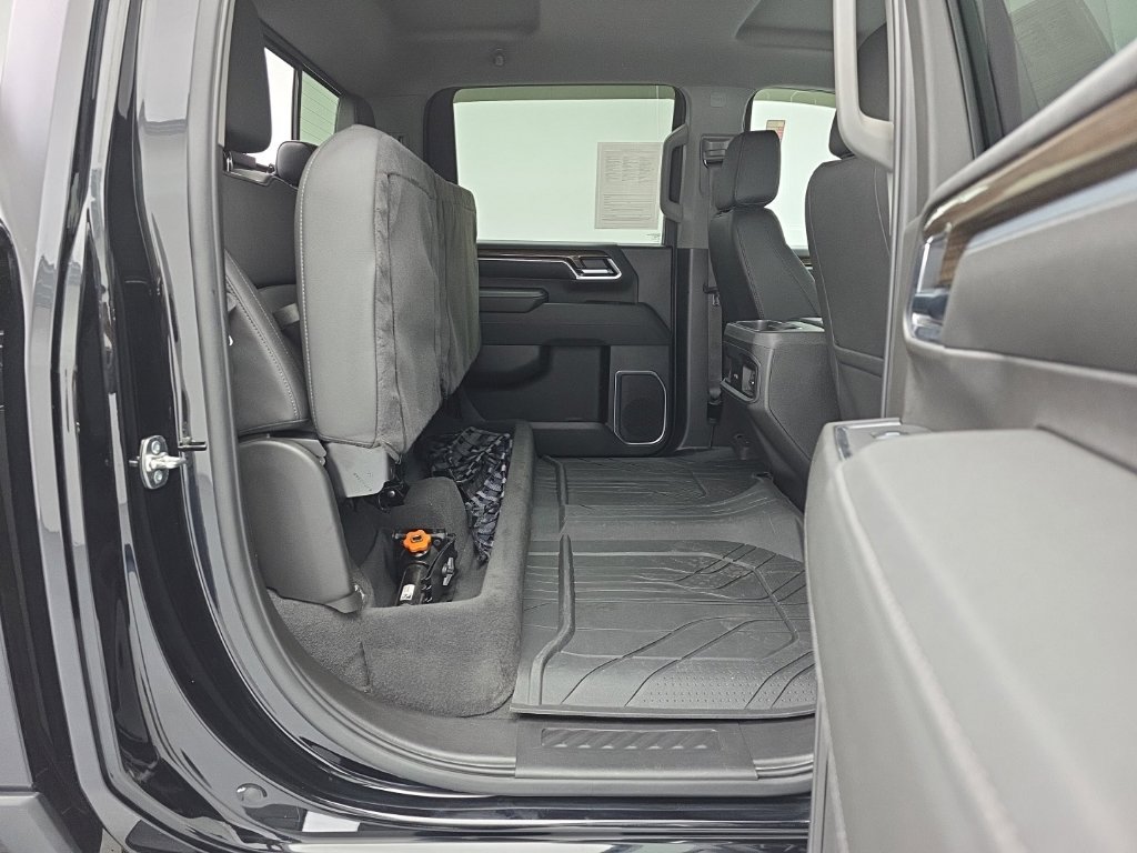Used 2025 Chevrolet Silverado 3500 LT w/ Safety Package AWD/4WD image 56