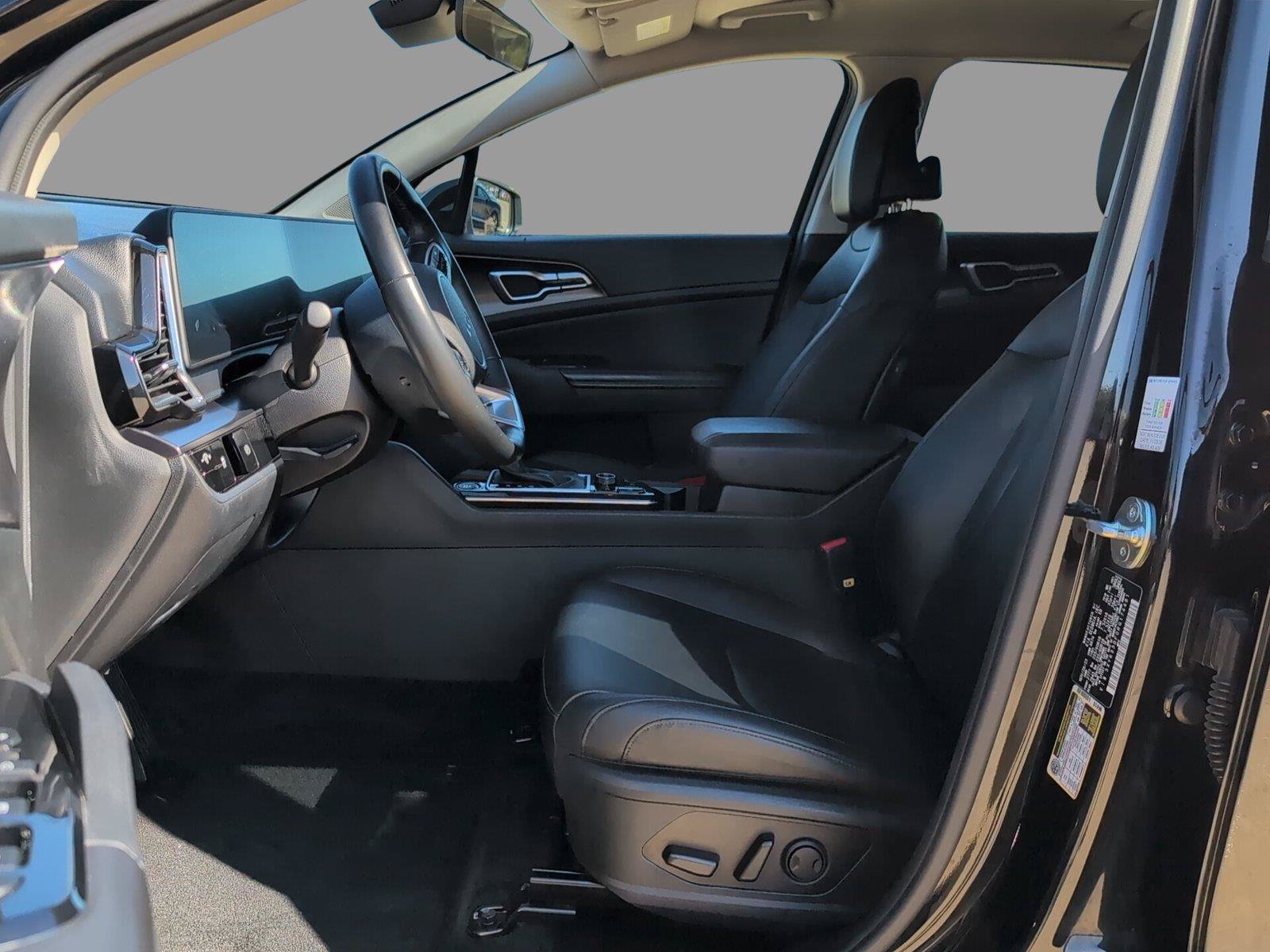 Used 2024 Kia Sportage EX FWD image 15