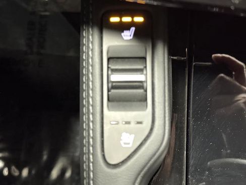 Used 2024 Kia Telluride SX Prestige image 8