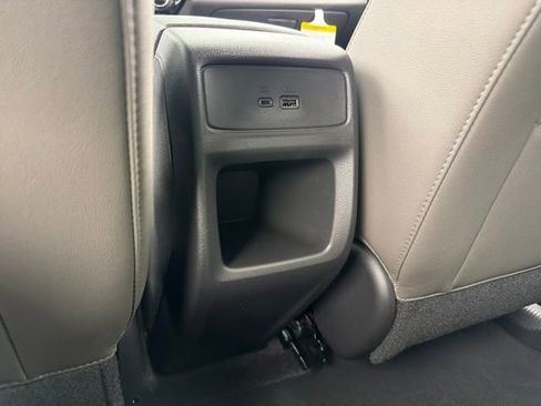 New 2026 Chevrolet Trax ACTIV w/ Sunroof Package FWD image 14