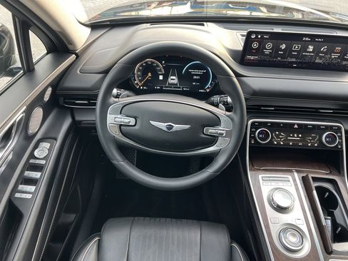 Used 2023 Genesis GV80 2.5T w/ Prestige 20" Package image 24