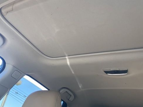 Used 2016 Subaru Outback 3.6R Limited AWD/4WD image 6