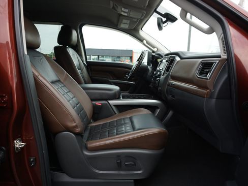 Used 2016 Nissan Titan Platinum Reserve AWD/4WD image 23