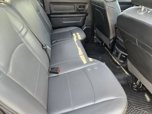 Used 2024 RAM 5500 Tradesman w/ Chrome Appearance Group AWD/4WD image 37