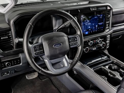 Used 2026 Ford F350 Lariat AWD/4WD image 16